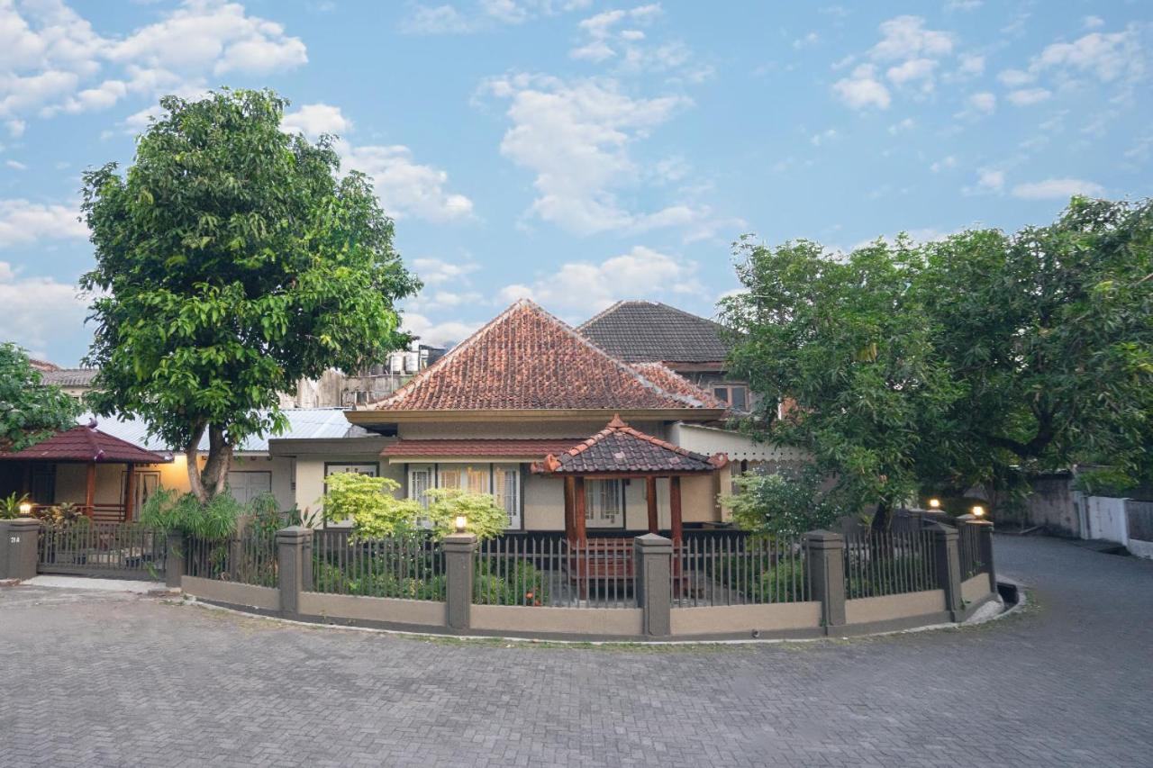 Yuwono Hotel & Villa Malioboro Yogyakarta Luaran gambar